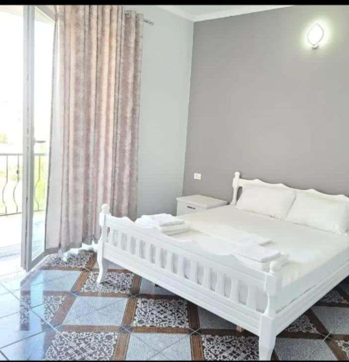 Hotel Fama Škalngur Exterior foto